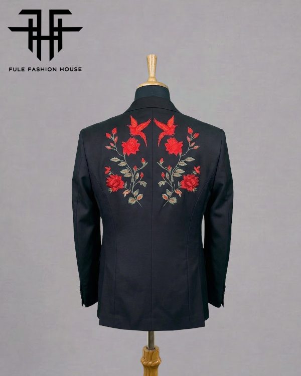 Elite Midnight Navy – Luxury Embroidered Full Suit
